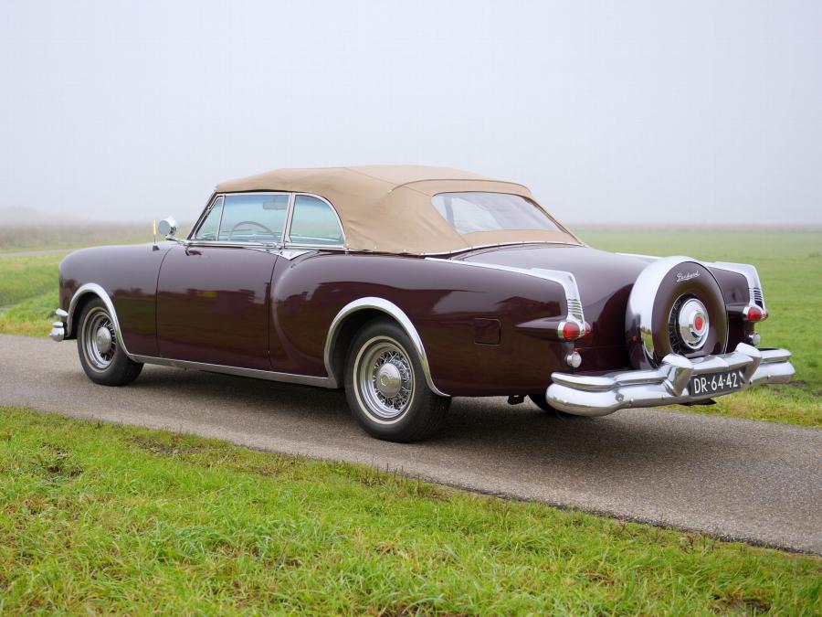  Packard Caribbean Convertible Coupe 1953 года  (фото 13 из 16)